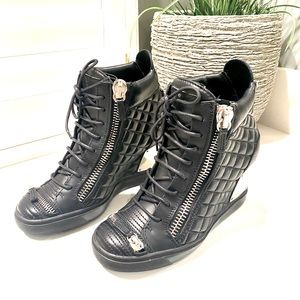 GIUSEPPE ZANOTTI size Italian 41 black wedge sneaker
